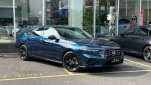 Honda Accord bản máy xăng mới ra mắt: Thiết kế thể thao, khỏe khoắn hơn