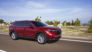 Honda Việt Nam bán 2.147.025 xe máy và 28.267 ô tô trong năm 2024