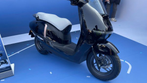 Honda UC3 chính thức ra mắt tại Việt Nam: Xe máy điện đi được 120km/sạc