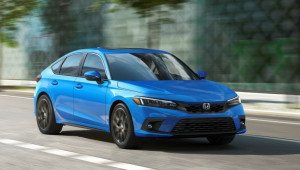 Công suất của xe hybrid không phải tổng công suất của động cơ xăng và điện vì sao?