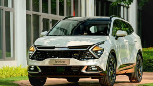 Kia Sportage được giảm giá 110 triệu đồng, phả sức nóng lên Mazda CX-5