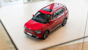 Kia Carens bất ngờ giảm giá đến 60 triệu đồng, giá xe chỉ còn 589 triệu đồng
