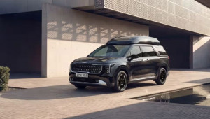 Kia Carnival High Roof ra mắt: Nóc xe nâng cao 270 mm, thêm bản hybrid tiết kiệm nhiên liệu
