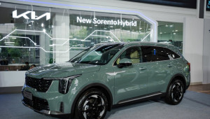 Kia Sorento Hybrid 2026 xuất hiện tại Việt Nam: Dự kiến giao xe từ tháng 8 với giá dưới 1,4 tỷ đồng