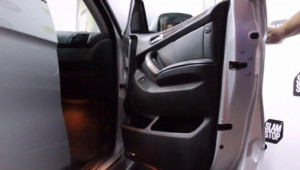 Cửa hít xe X5 kẹp đứt tay người dùng: BMW phải bồi thường 48,2 tỷ VNĐ