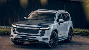 Liberty Walk ra mắt gói độ thân rộng “cực chiến” cho Toyota Land Cruiser 300