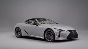 Lexus LC 500 Convertible 2026 tăng giá, có thêm bản đặc biệt giới hạn