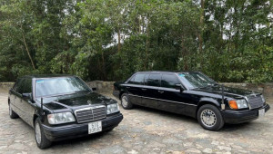 Cận cảnh bộ đôi Mercedes Limousine siêu độc của “Vua cafe” Đặng Lê Nguyên Vũ
