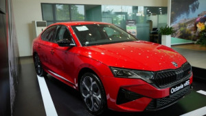 Skoda Octavia vRS bất ngờ xuất hiện tại đại lý: Giá dự kiến khoảng 1,5 tỷ đồng