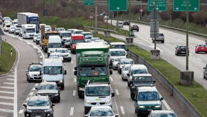 Không giữ khoảng cách với xe phía trước, lái xe nhận phiếu phạt 2,7 tỷ VNĐ