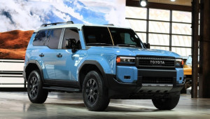 Vượt qua Mercedes-Benz và BMW, Toyota giành danh hiệu thương hiệu ô tô giá trị nhất 2023