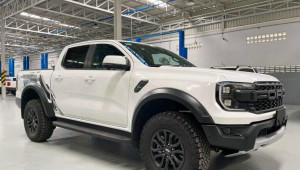 Đại lý hé lộ Ford Ranger Raptor 2023 giá từ 1,329 tỷ đồng, có thể ra mắt trong tháng 3