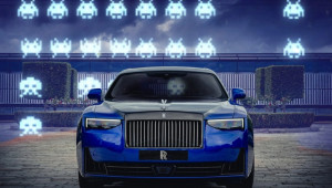 Rolls-Royce biến Ghost thành “cỗ máy game” phong cách 8-bit