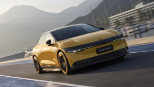 Sạc siêu nhanh xe điện: Giảm thời gian chờ, tăng nỗi lo chai pin