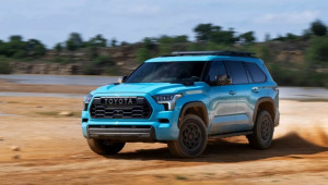 Toyota Sequoia 2026 được bổ sung loạt trang bị, giá tăng nhẹ