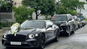 Bentley Continental GT V8 gây sốt khi xuất hiện tại đám cưới Hải Phòng