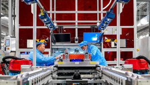 Trung Quốc cấm tự phát tháo rời pin khỏi xe điện khi thải loại nhằm siết chặt tái chế