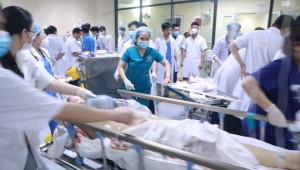 Vụ tai nạn liên hoàn ở đường Võ Chí Công: Còn 15 nạn nhân nằm viện, 2 ca rất nặng