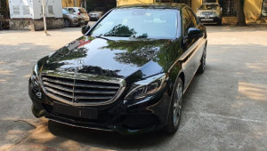 Hàng loạt xe sang Mercedes-Benz, BMW, Range Rover được ngân hàng thanh lý siêu rẻ