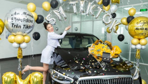 Hot Tiktoker Huỳnh Như tậu xế sang Mercedes-Maybach S450 hơn 8 tỷ để ăn mừng 5 triệu người theo dõi