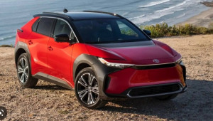 Toyota: Tập trung nguồn lực sản xuất xe điện có thể gây hại cho môi trường