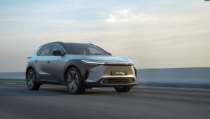 Toyota đang nghiên cứu một loại pin xe điện mới, cho phạm vi hoạt động lên đến 1.500 km