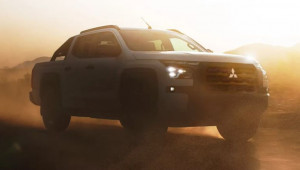 Mitsubishi hé lộ biến thể Triton Raider: 