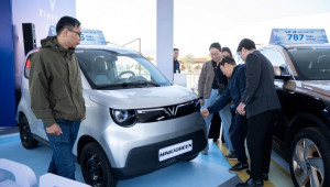 VinFast Minio Green - 