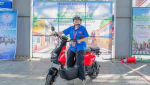 VinFast Amio: Xe máy điện “đo ni đóng giày” cho học sinh và người nội trợ