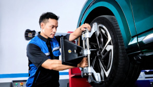 VinFast hỗ trợ khách hàng bị ảnh hưởng mưa lũ từ Huế đến Đắk Lắk