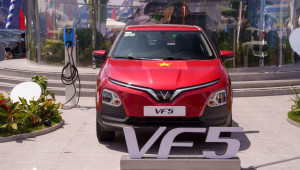 Chuyển từ xăng sang điện, chủ xe VF 5 ngỡ ngàng