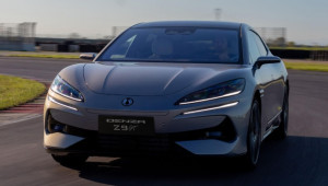 Sếp BYD tuyên bố, Denza Z9 GT “tốt hơn gấp 10 lần” Mercedes, BMW