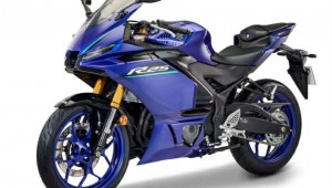 Yamaha YZF-R25 2026 ra mắt Đông Nam Á với màu sơn mới: Giá bán và thông số vẫn giữ nguyên
