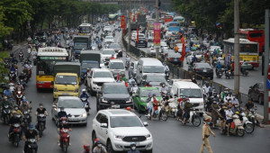 Ùn tắc kéo dài khi người dân chen chân về quê trước nghỉ lễ 2/9