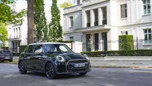 Mini Cooper S 5-Cửa Resolute Edition ra mắt Việt Nam, giá 2,3 tỷ đồng