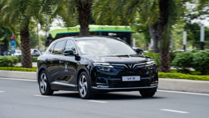 VinFast giao 1.220 xe trong tháng 8/2022, Lux A2.0 vẫn là mẫu xe bán chạy nhất